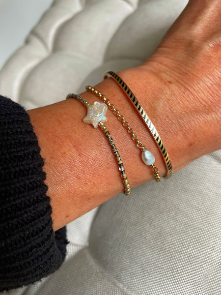 DEZSO by Sara Beltran 18k Rose Gold Jali Shark Fin Cuff Bracelet