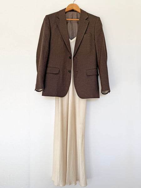Pre-Loved Men's Slim Fit Taupe Blazer • (Size 12)