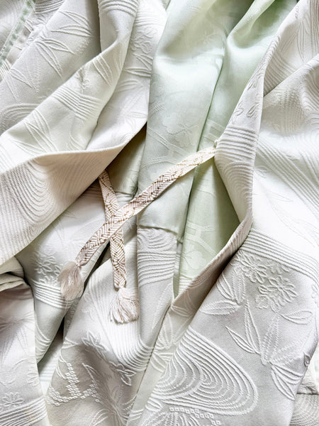 Pre-Loved Vintage Japanese Silk Kimono • (Size S/M)