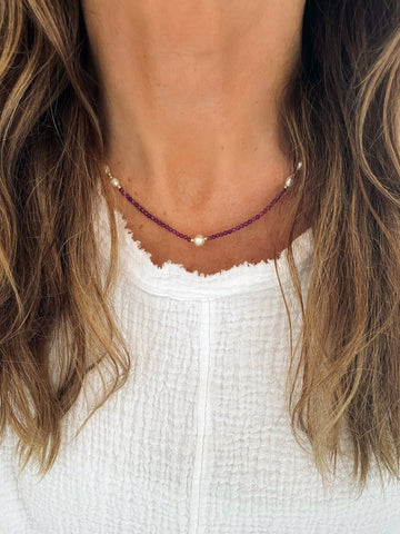 NALU Freshwater Pearl Choker (Plum)