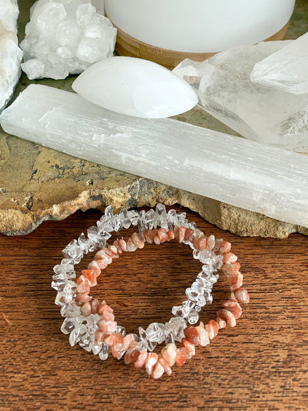 CLEAR QUARTZ Cleansing Crystal Chip Bracelet