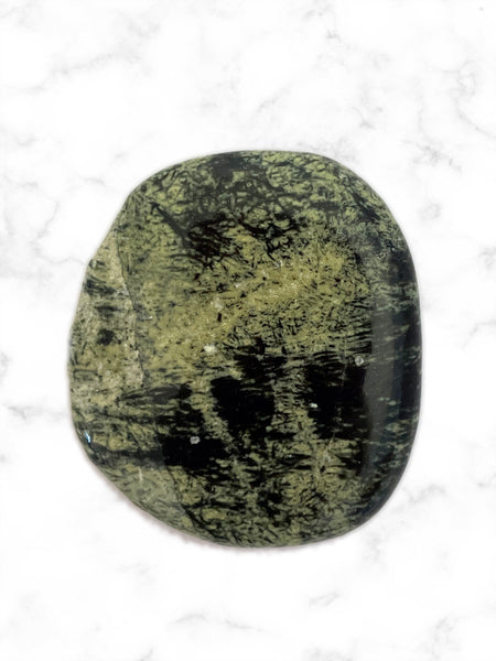 Palm Stone Crystal (Chytha Jade)